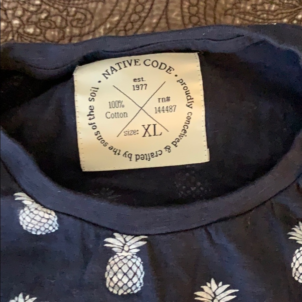 Native code decorative tee - Picture 2 of 2